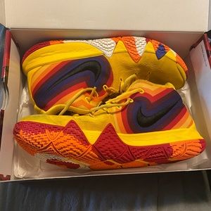 Kyrie 4
